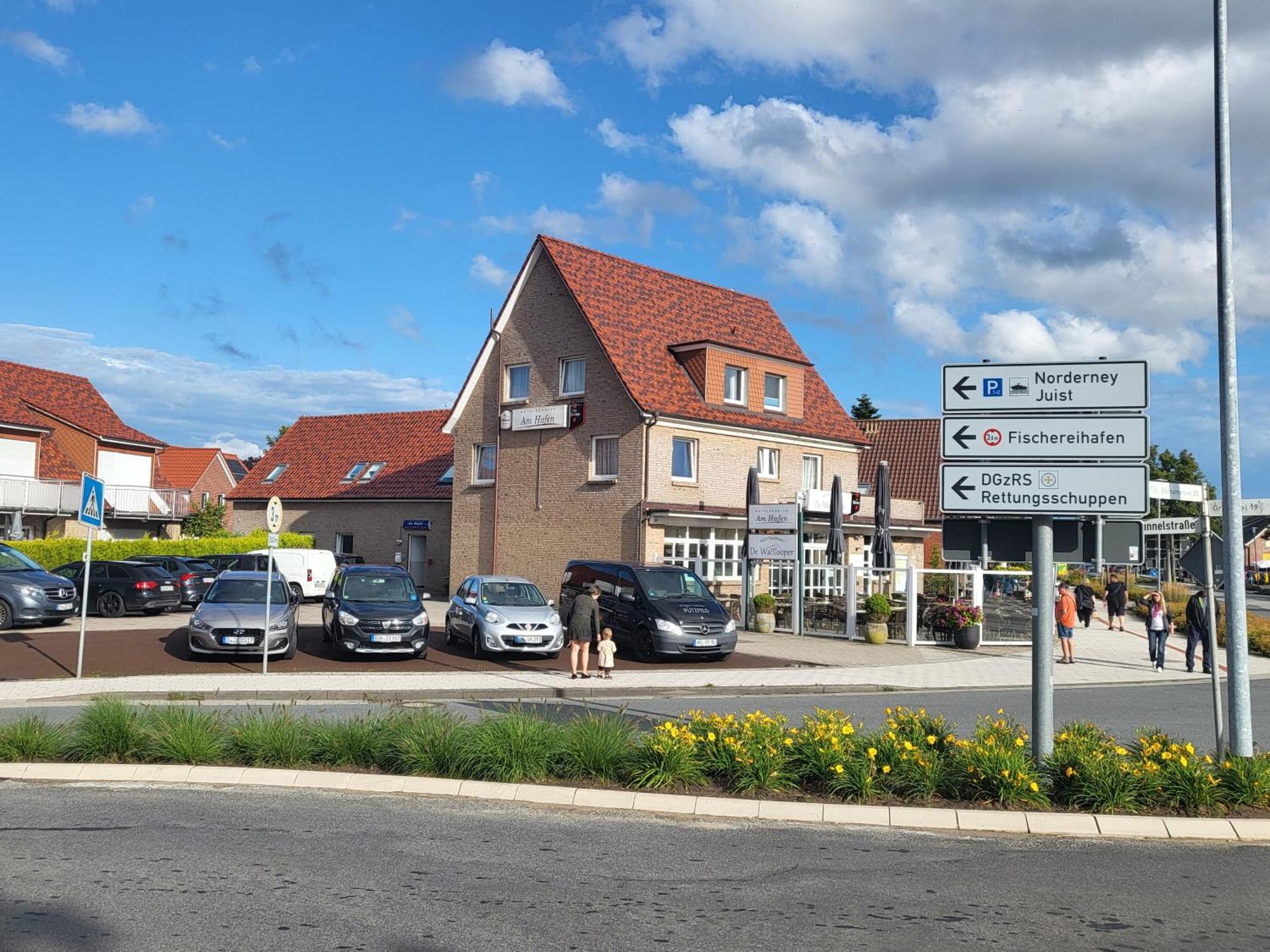 Hotel Pension Am Hafen Norddeich  Exterior foto